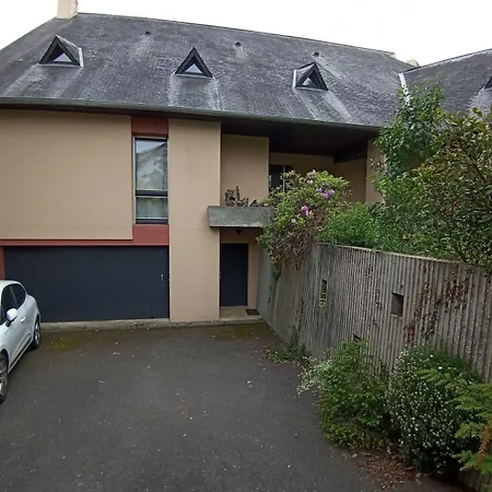 Privé Dans Maison Avec Parking Au Calme Appartement *